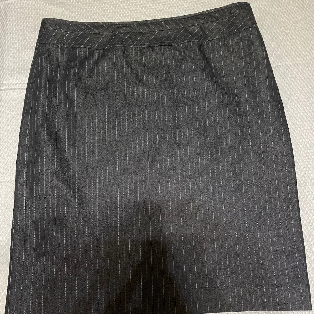 Josephine Chaus Pin Stripe Skirt